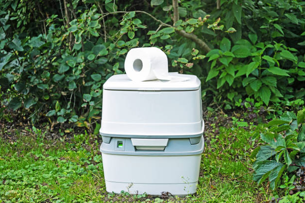 Portable Toilet Options We Offer in Great Neck Gardens, NY